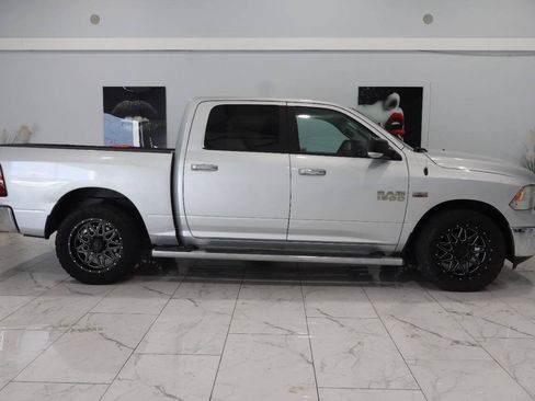 Used 2016 RAM 1500 Big Horn RWD image 3