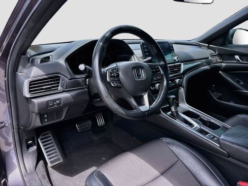Certified 2018 Honda Accord Sport image 10