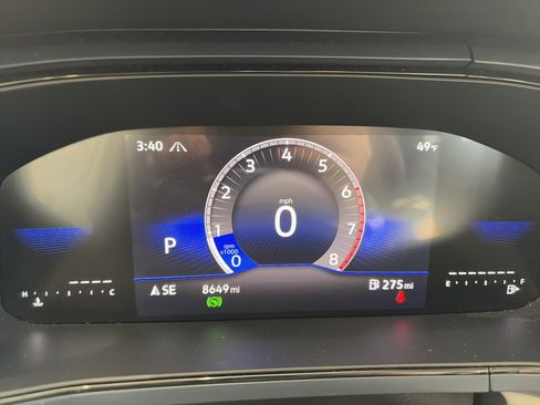 Used 2024 Volkswagen Taos SE w/ Panoramic Sunroof Package image 40