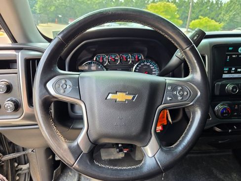 Used 2018 Chevrolet Silverado 1500 LT w/ All Star Edition AWD/4WD image 13