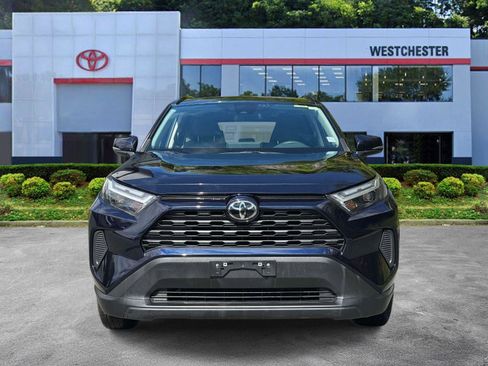 Certified 2022 Toyota RAV4 XLE AWD/4WD image 2