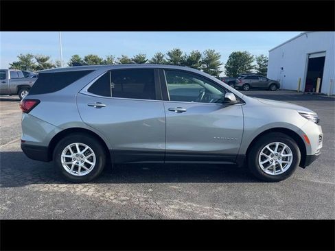 Certified 2023 Chevrolet Equinox LT image 9