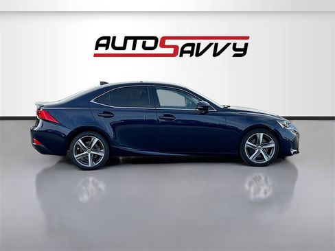 Used 2018 Lexus IS 300 300 w/ Comfort Package image 8