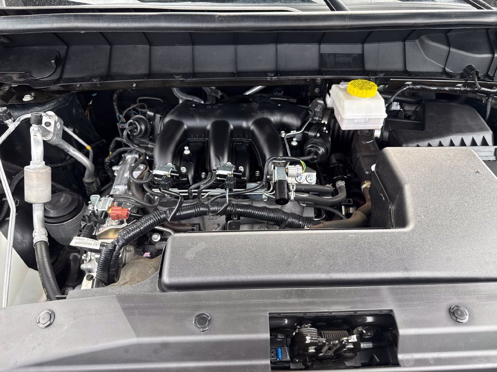 Used 2025 Nissan Pathfinder Rock Creek AWD/4WD image 30