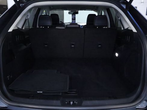 Used 2024 Ford Edge Titanium image 17