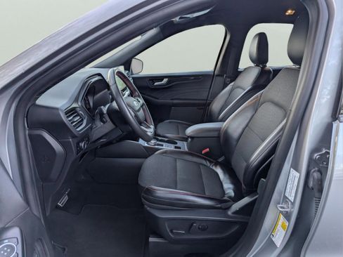 Used 2024 Ford Escape ST-Line w/ Tech Pack #1 image 30