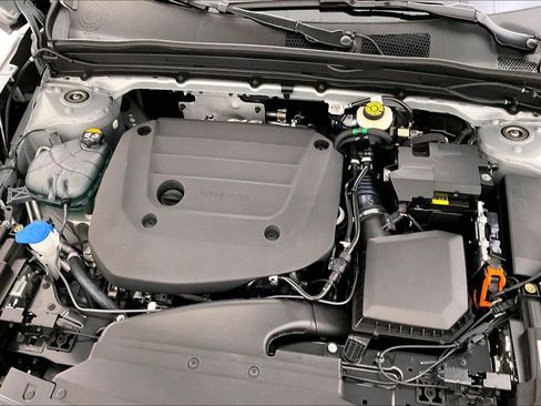 New 2026 Volvo XC40 B5 Core w/ Climate Package image 35