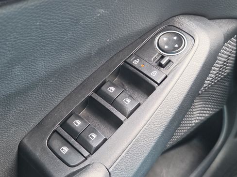 Used 2024 Kia Seltos EX FWD image 29