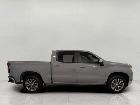 Used 2024 Chevrolet Silverado 1500 LT AWD/4WD image 11