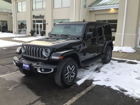 New 2026 Jeep Wrangler Unlimited Sahara image 3