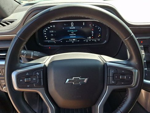 Used 2023 Chevrolet Suburban Z71 AWD/4WD image 21