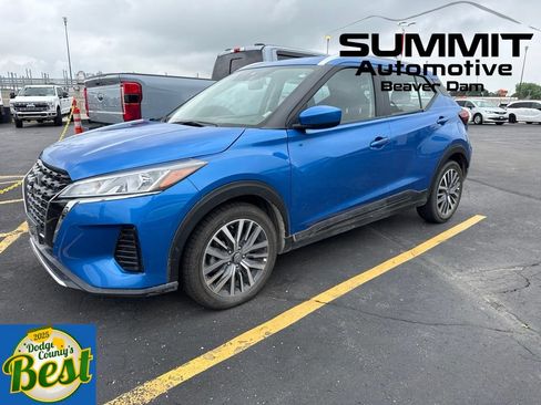 Used 2024 Nissan Kicks SV FWD image 1