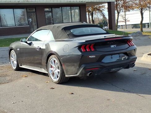 Used 2024 Ford Mustang GT Premium image 3