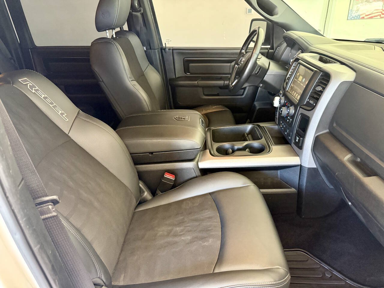 Used 2017 RAM 1500 Rebel w/ Luxury Group AWD/4WD image 28