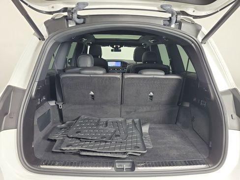 Used 2023 Mercedes-Benz GLS 450 4MATIC image 30