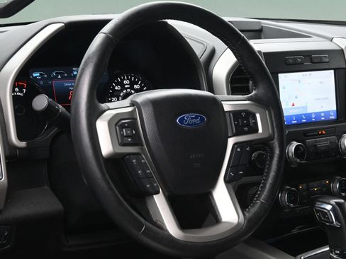 Used 2019 Ford F150 Lariat w/ Equipment Group 502A Luxury AWD/4WD image 17