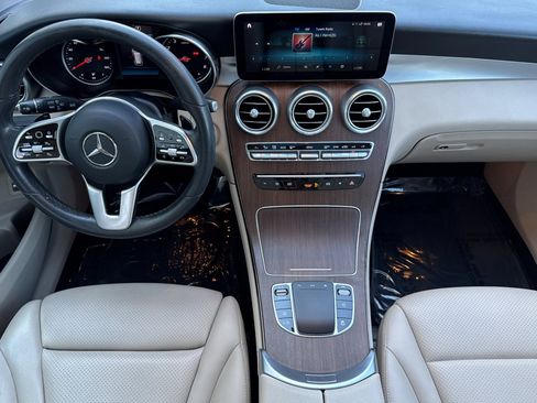 Used 2020 Mercedes-Benz GLC 300 image 14