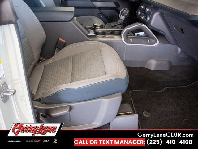 Used 2022 Ford Bronco Outer Banks AWD/4WD image 13