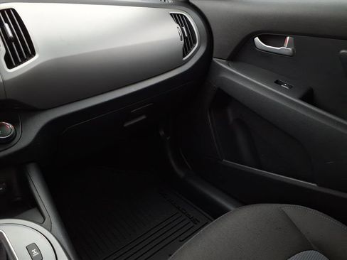 Used 2015 Kia Sportage LX image 24