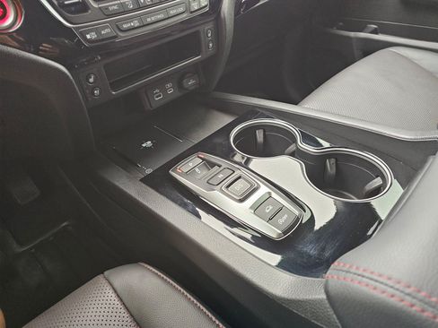 Used 2025 Honda Ridgeline Black Edition image 32