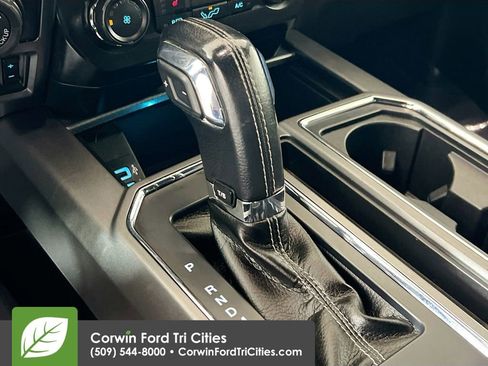 Used 2017 Ford F150 XLT w/ Equipment Group 302A Luxury image 9