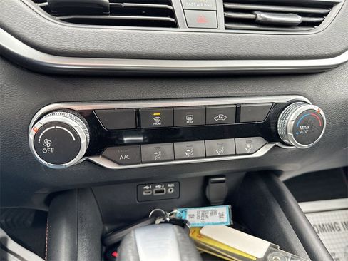 Used 2022 Nissan Altima 2.5 SR image 15