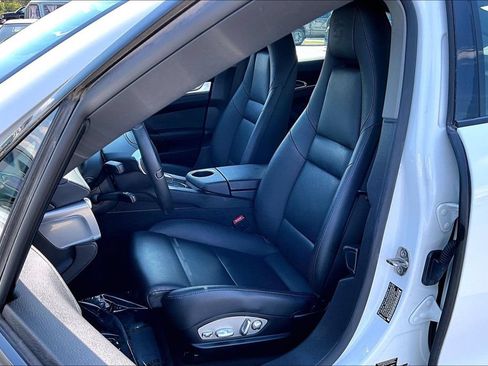 Used 2016 Porsche Panamera 4 AWD/4WD image 23
