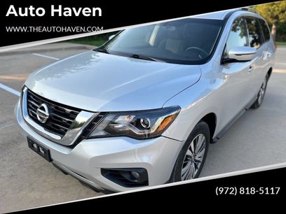 Used 2019 Nissan Pathfinder SV
