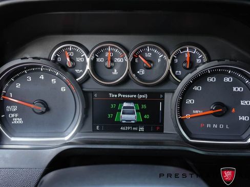Used 2020 Chevrolet Silverado 1500 LT Trail Boss w/ Midnight Edition AWD/4WD image 34