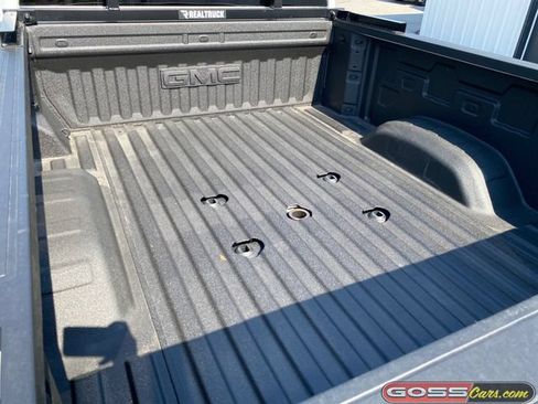 Used 2026 GMC Sierra 3500 SLE w/ SLE Value Package AWD/4WD image 8