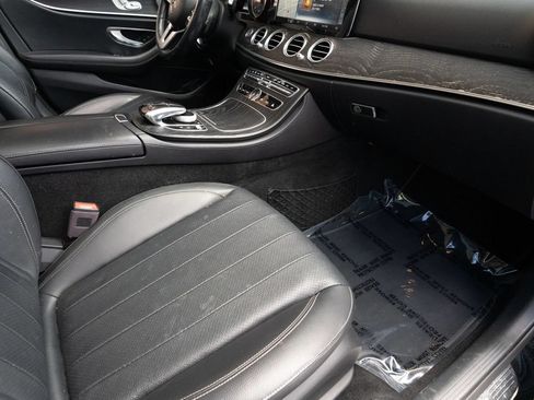 Used 2019 Mercedes-Benz E 300 w/ Premium 1 Package image 12