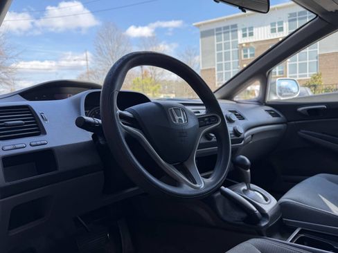 Used 2011 Honda Civic LX image 11