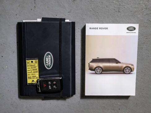 Used 2024 Land Rover Range Rover SE AWD/4WD image 55