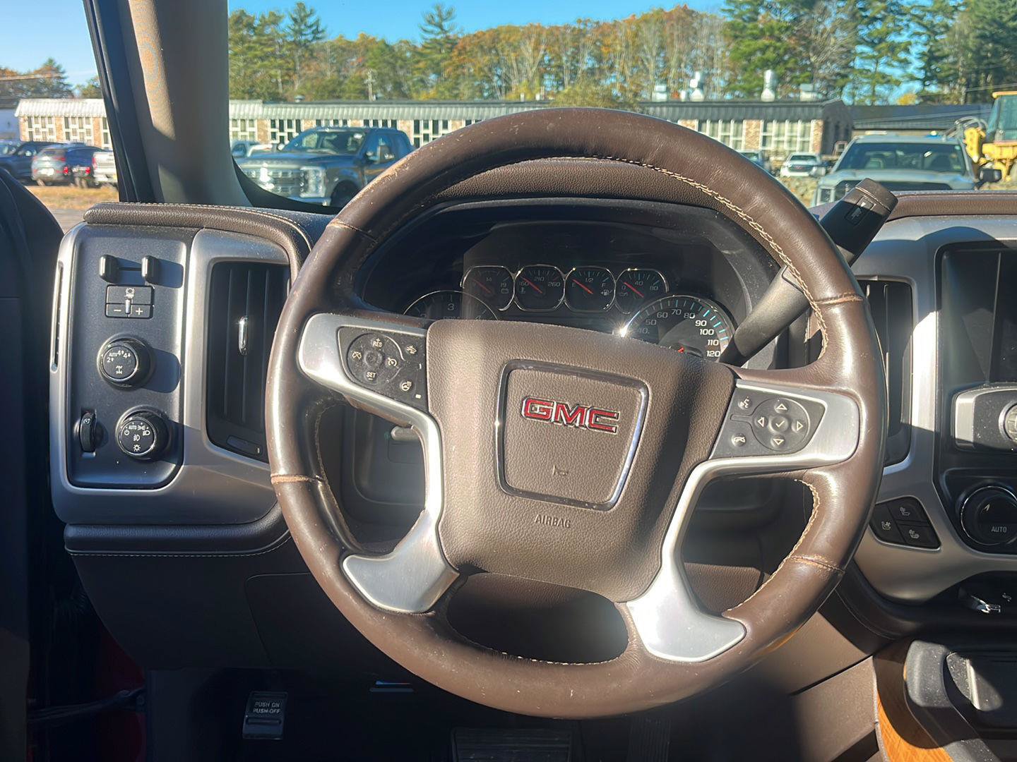Used 2018 GMC Sierra 1500 SLT AWD/4WD image 43