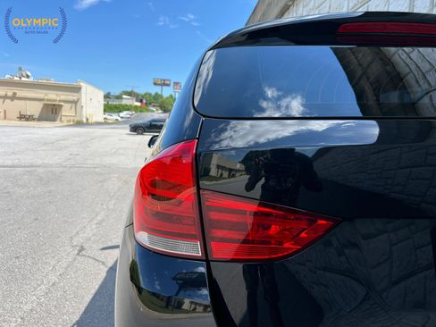 Used 2015 BMW X1 sDrive28i RWD image 16