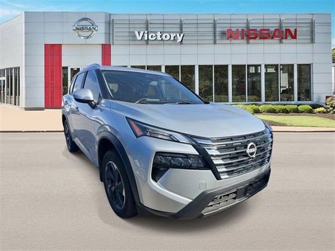 Certified 2023 Nissan Rogue SV image 1