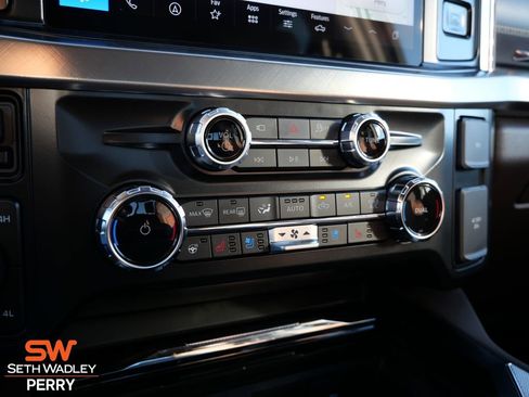 Used 2026 Ford F450 King Ranch w/ FX4 Off-Road Package image 26