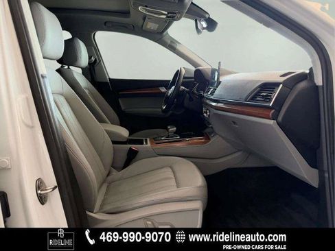 Used 2022 Audi Q5 2.0T Premium Plus w/ Premium Plus Package AWD/4WD image 19