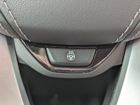 Used 2022 BMW X7 xDrive40i w/ Premium Package image 34