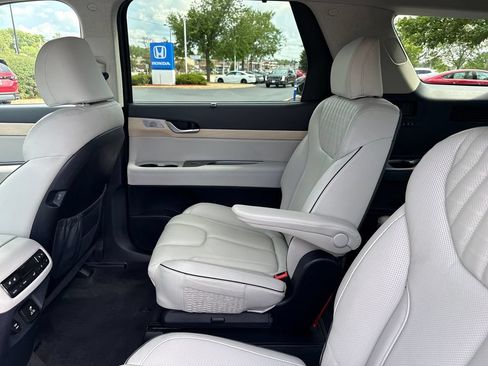 Certified 2024 Hyundai Palisade Limited AWD/4WD image 22