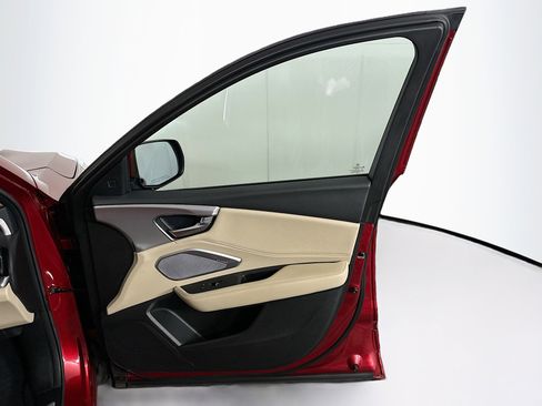 Used 2022 Acura RDX FWD w/ Technology Package image 32