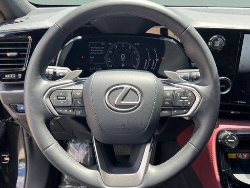 Used 2024 Lexus NX 250 FWD image 7