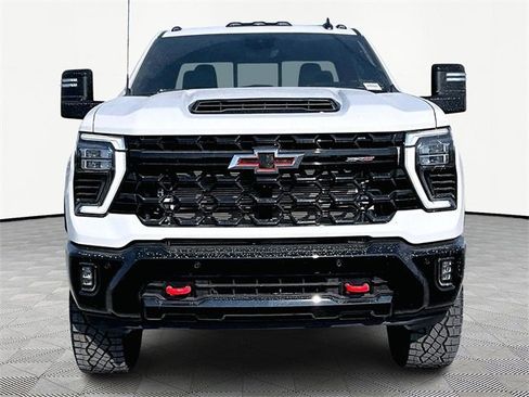 New 2026 Chevrolet Silverado 2500 ZR2 image 2