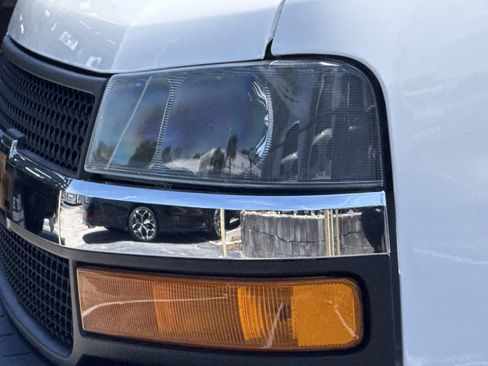 Used 2024 Chevrolet Express 2500 w/ Driver Convenience Package RWD image 6