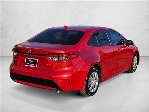Used 2020 Toyota Corolla LE image 5