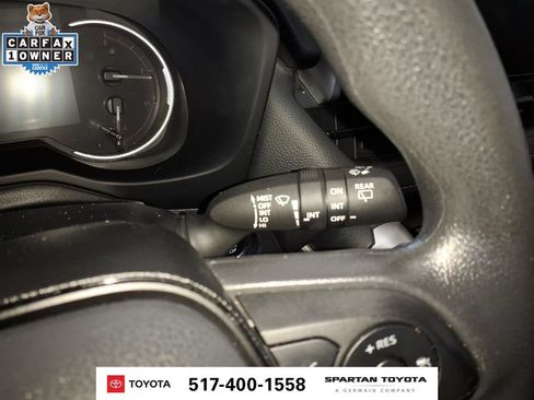 Used 2024 Toyota RAV4 XLE FWD image 23
