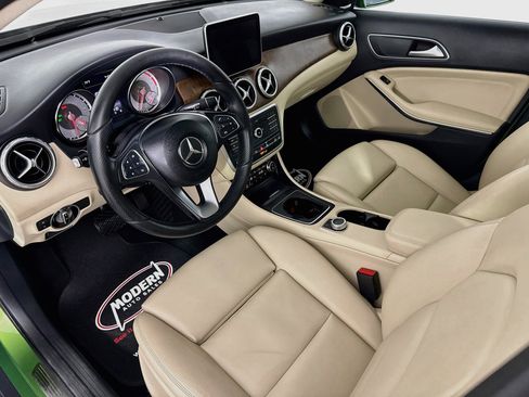 Used 2016 Mercedes-Benz GLA 250 4MATIC image 8