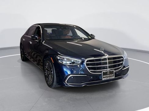 Certified 2023 Mercedes-Benz S 500 4MATIC image 3