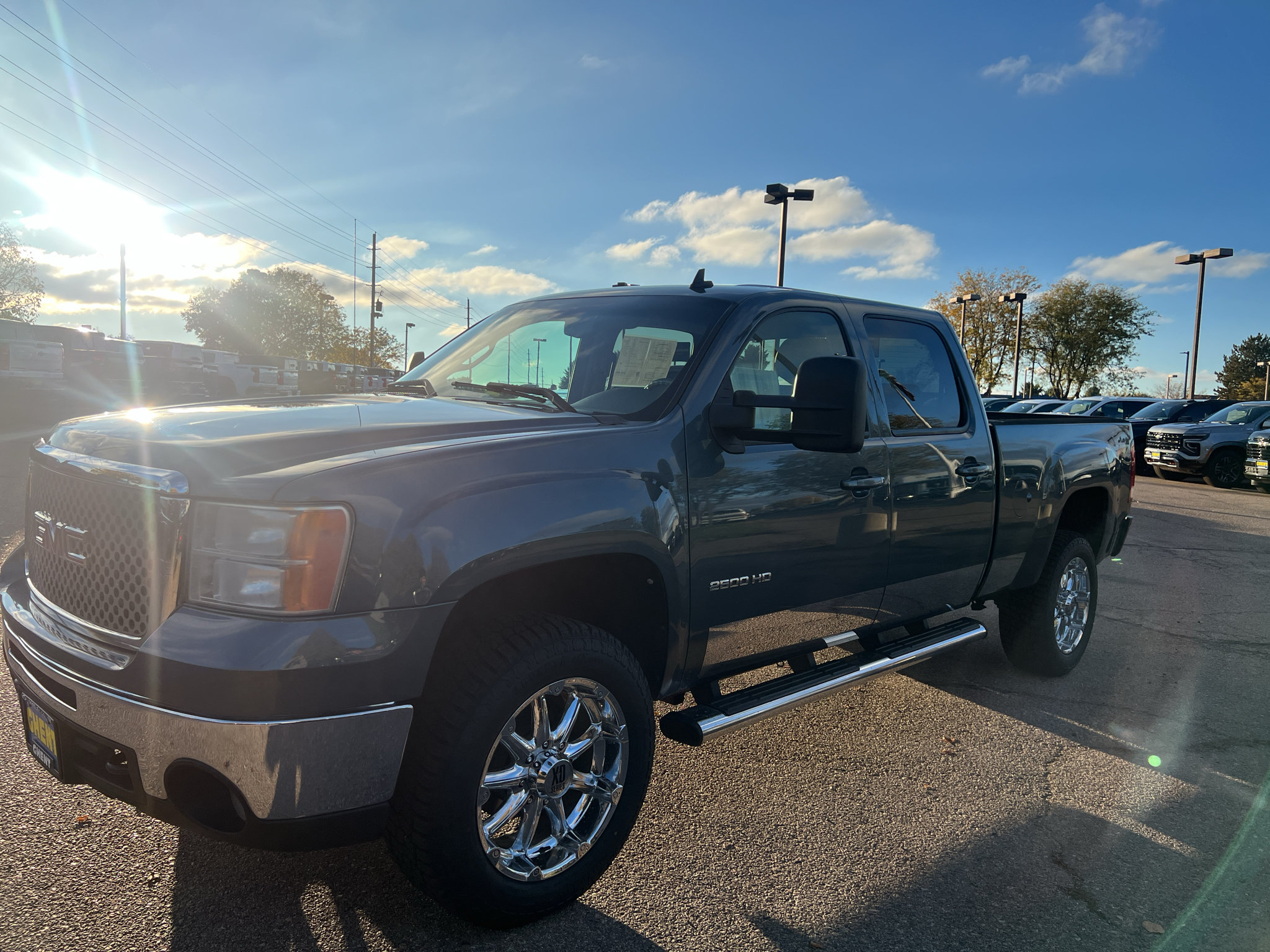 Used 2010 GMC Sierra 2500 SLT w/ SLT Convenience Package AWD/4WD image 29