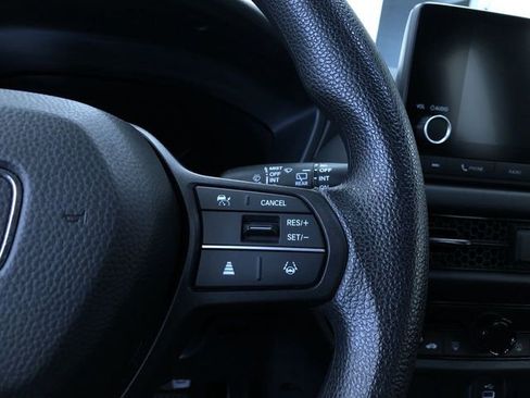 Used 2025 Honda HR-V LX image 27